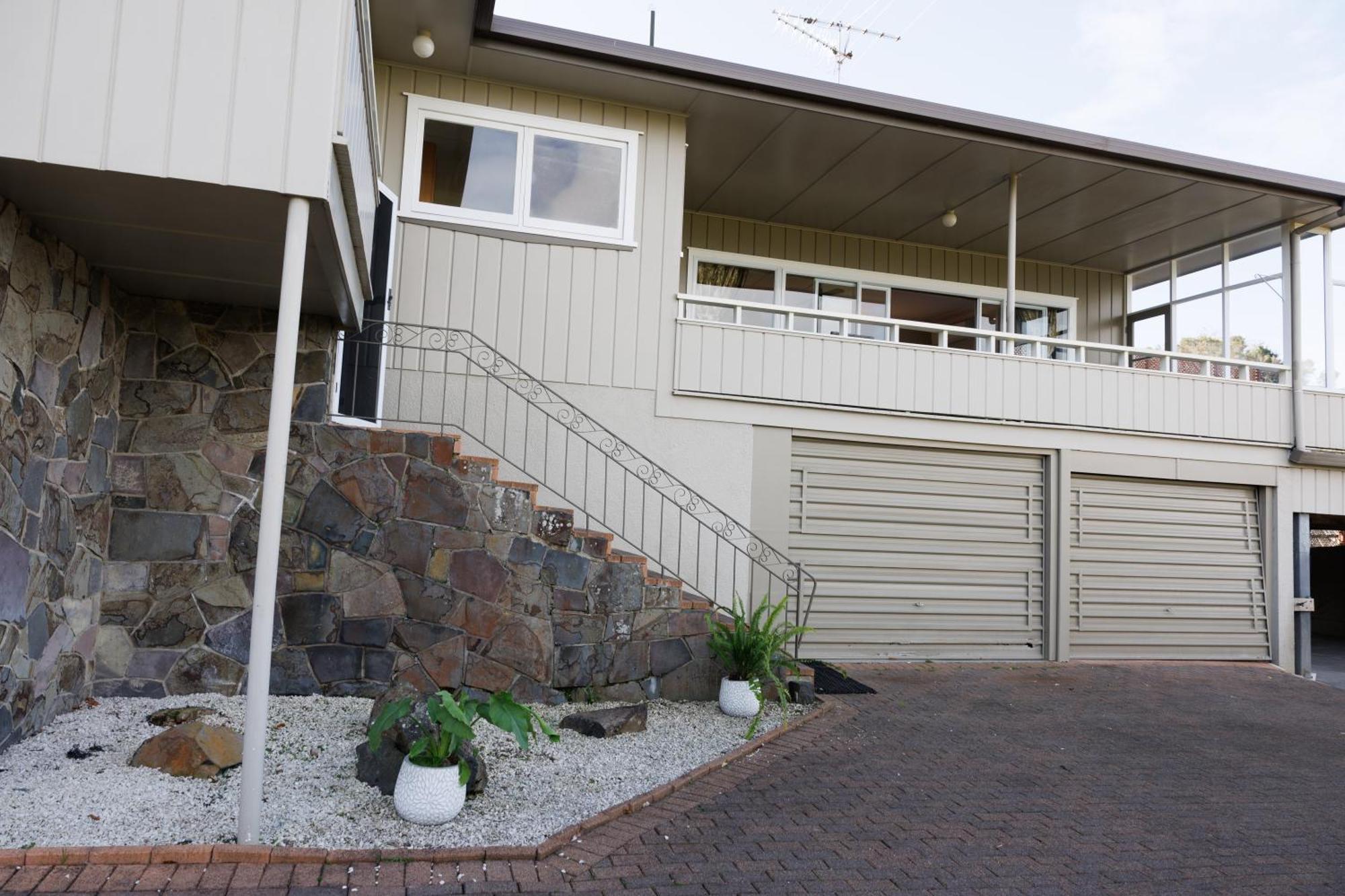 Touchwood Motor Inn & Inner City Camping Ground Auckland Exterior photo